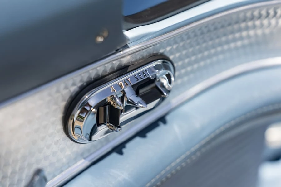 1957 Ford Thunderbird 1st Gen - Image 26 of 31