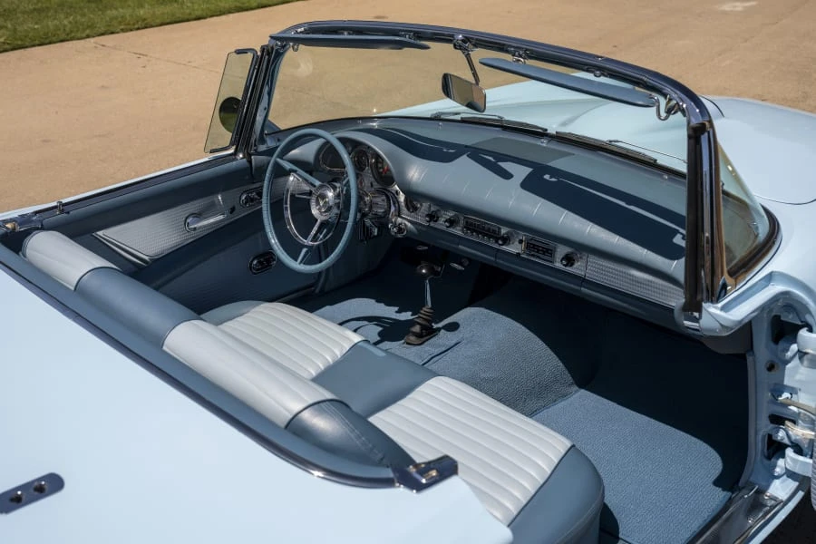 1957 Ford Thunderbird 1st Gen - Image 25 of 31