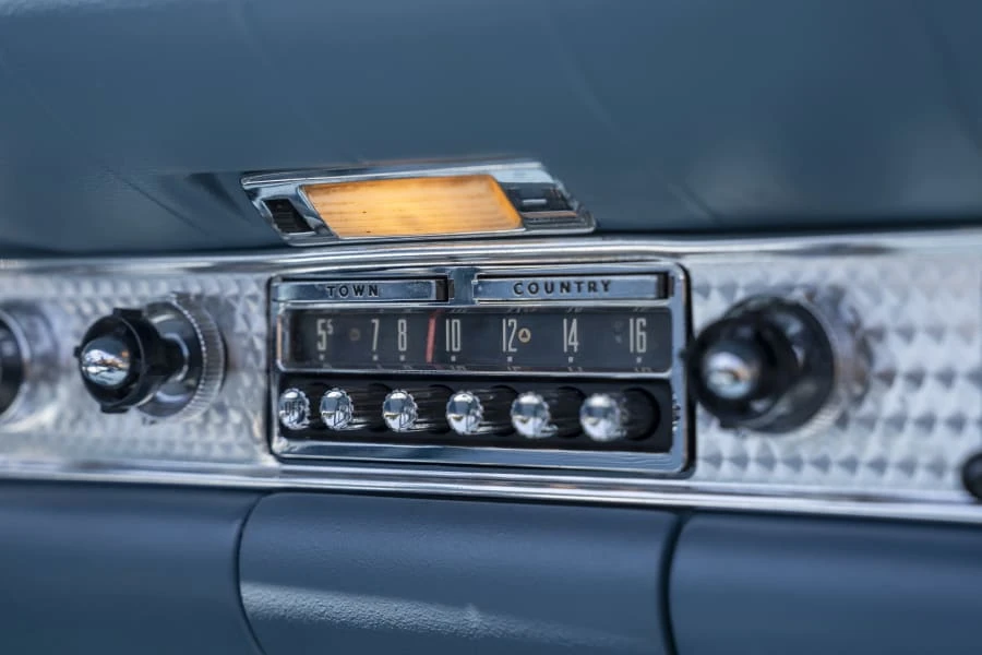 1957 Ford Thunderbird 1st Gen - Image 27 of 31