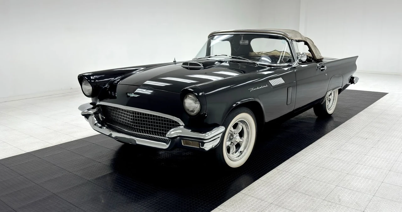 1957 Ford Thunderbird 1st Gen - Image 2 of 12