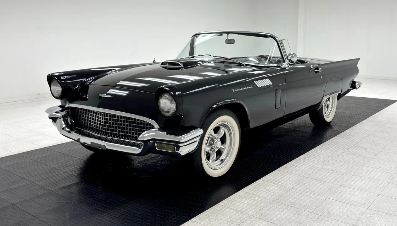 1957 Ford Thunderbird 1st Gen - Image 3 of 12