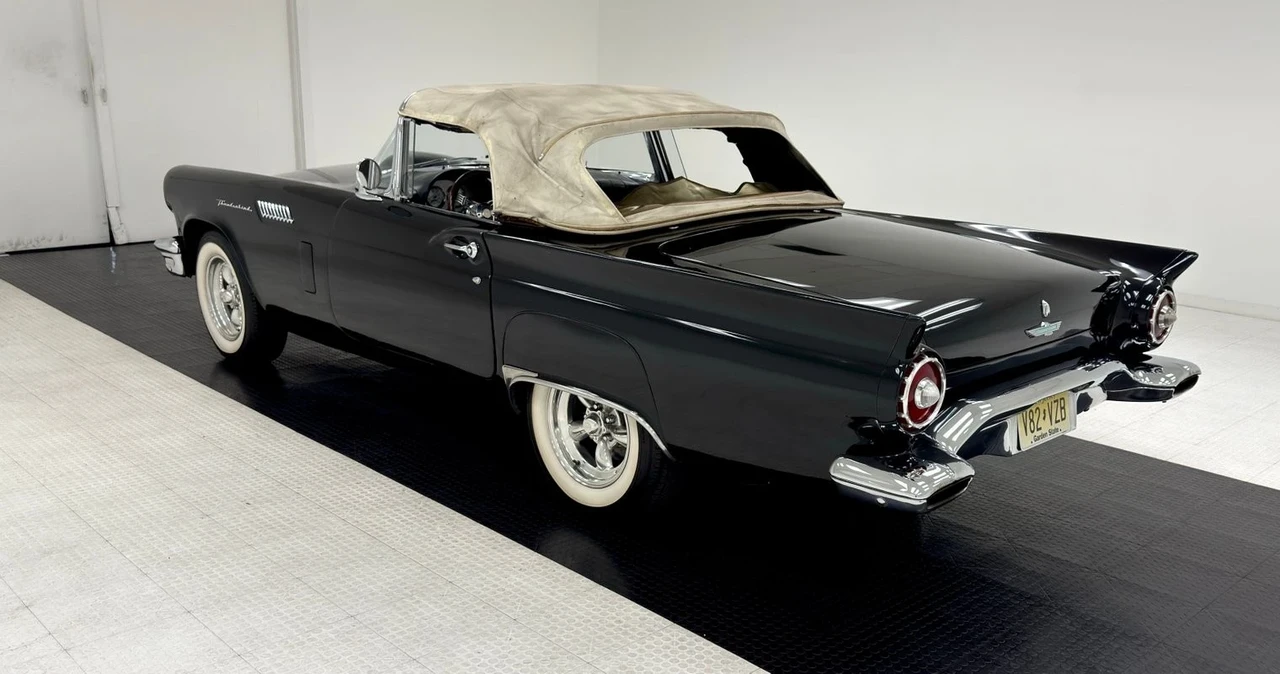 1957 Ford Thunderbird 1st Gen - Image 8 of 12