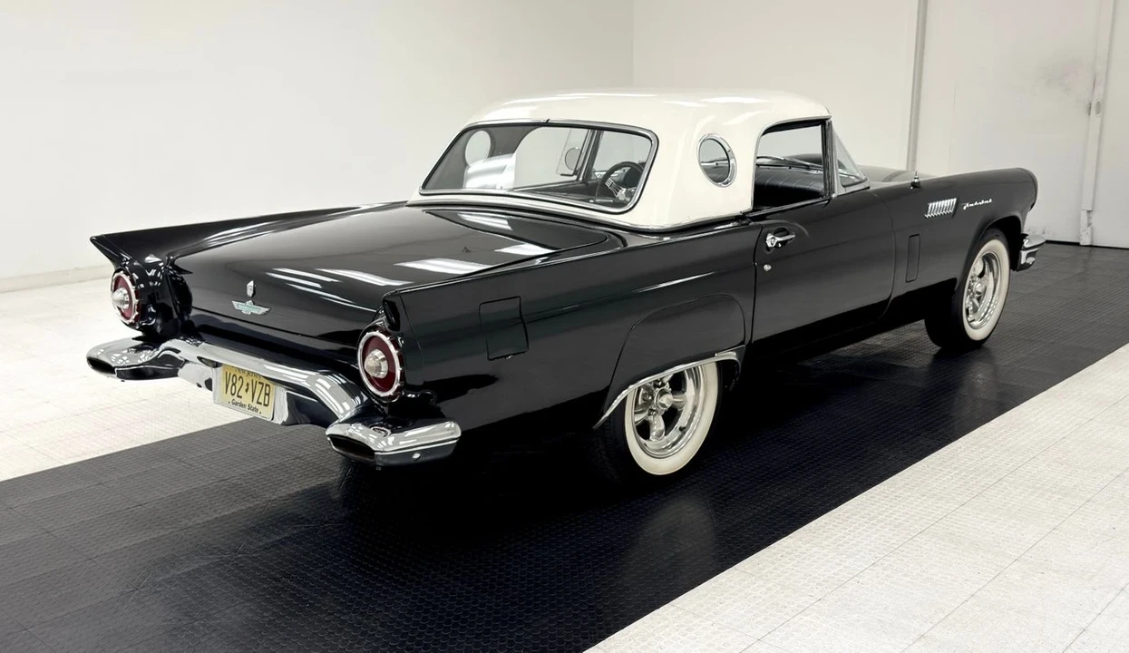 1957 Ford Thunderbird 1st Gen - Image 11 of 12