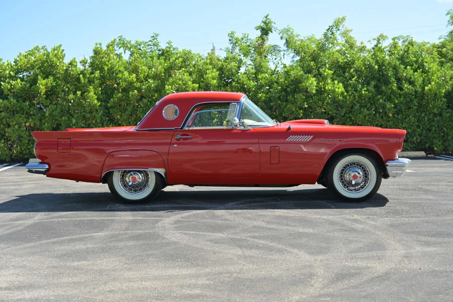 1957 Ford Thunderbird 1st Gen - Image 31 of 31