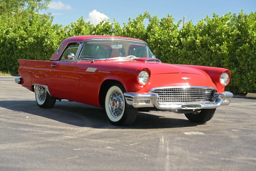 1957 Ford Thunderbird 1st Gen - Image 23 of 31