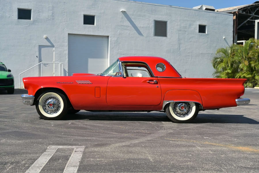 1957 Ford Thunderbird 1st Gen - Image 8 of 31
