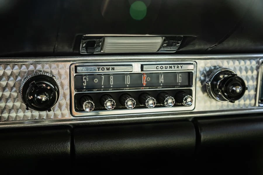 1957 Ford Thunderbird 1st Gen - Image 25 of 31