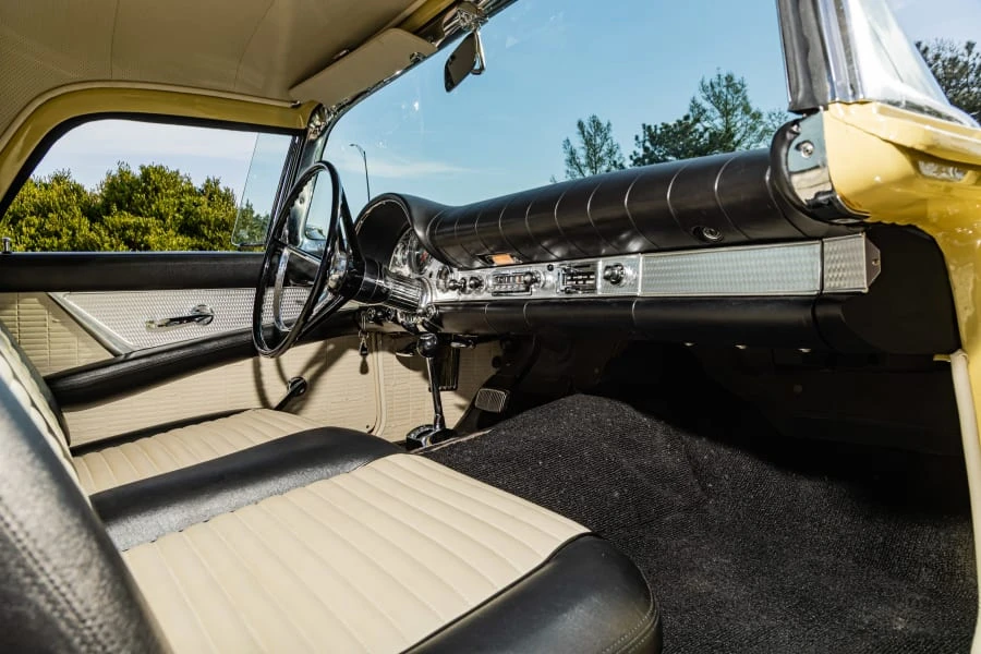 1957 Ford Thunderbird 1st Gen - Image 20 of 31