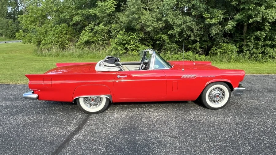 1957 Ford Thunderbird 1st Gen - Image 11 of 16