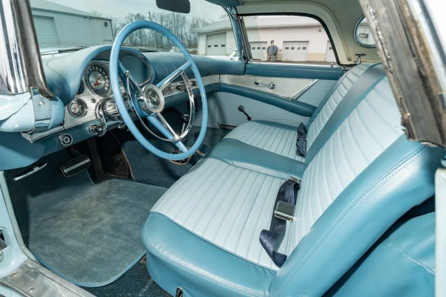 1957 Ford Thunderbird 1st Gen - Image 23 of 31