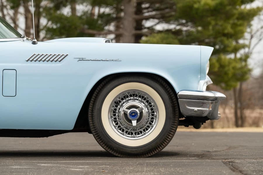 1957 Ford Thunderbird 1st Gen - Image 11 of 31