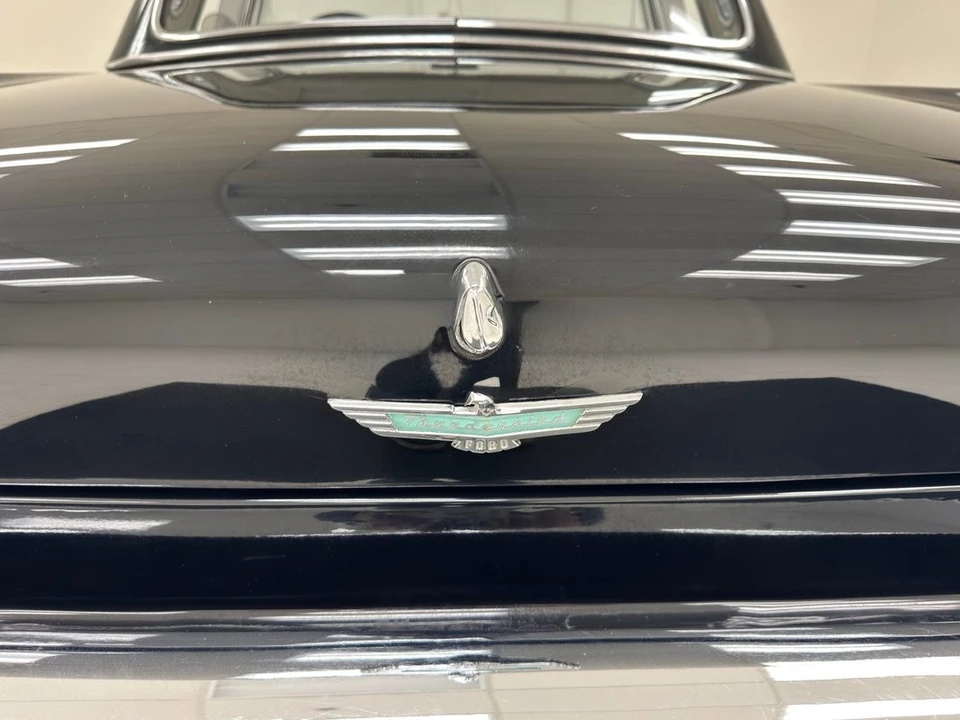 1957 Ford Thunderbird 1st Gen - Image 30 of 31