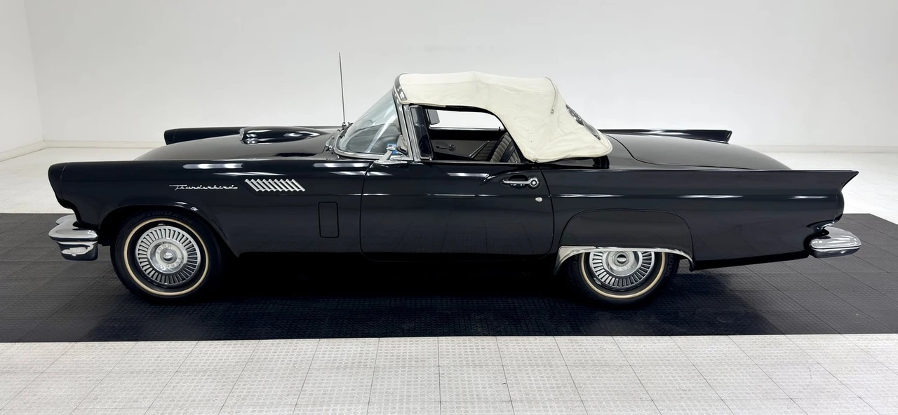 1957 Ford Thunderbird 1st Gen - Image 5 of 31
