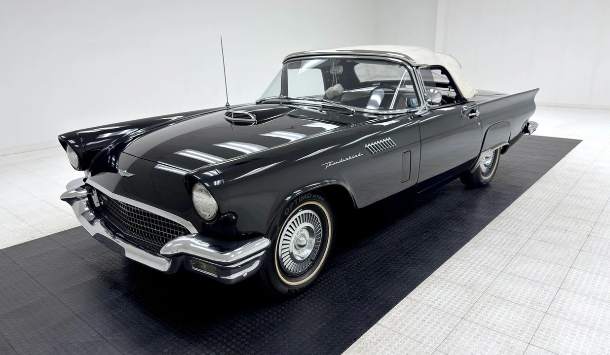1957 Ford Thunderbird 1st Gen - Image 2 of 31