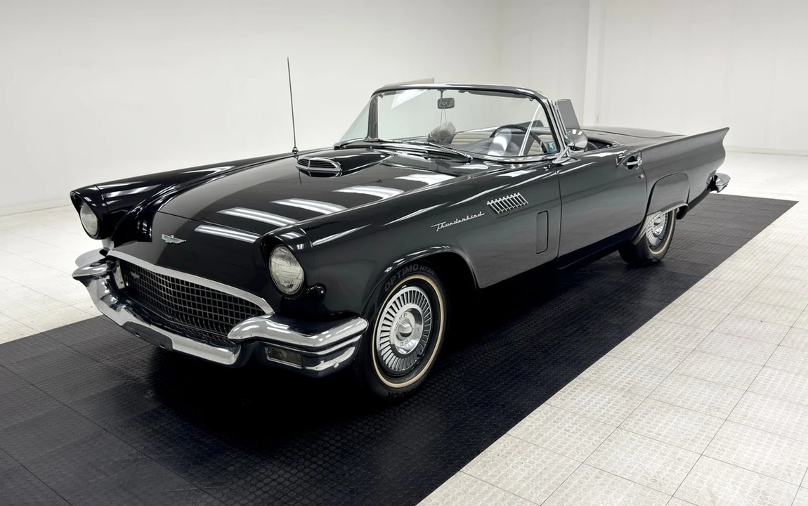 1957 Ford Thunderbird 1st Gen - Image 3 of 31