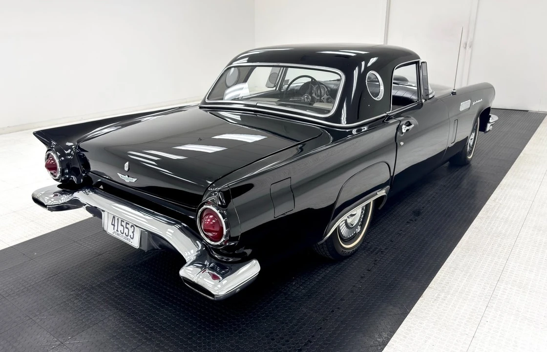 1957 Ford Thunderbird 1st Gen - Image 11 of 31
