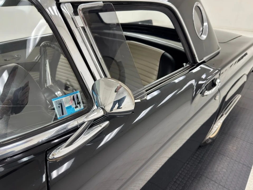 1957 Ford Thunderbird 1st Gen - Image 23 of 31