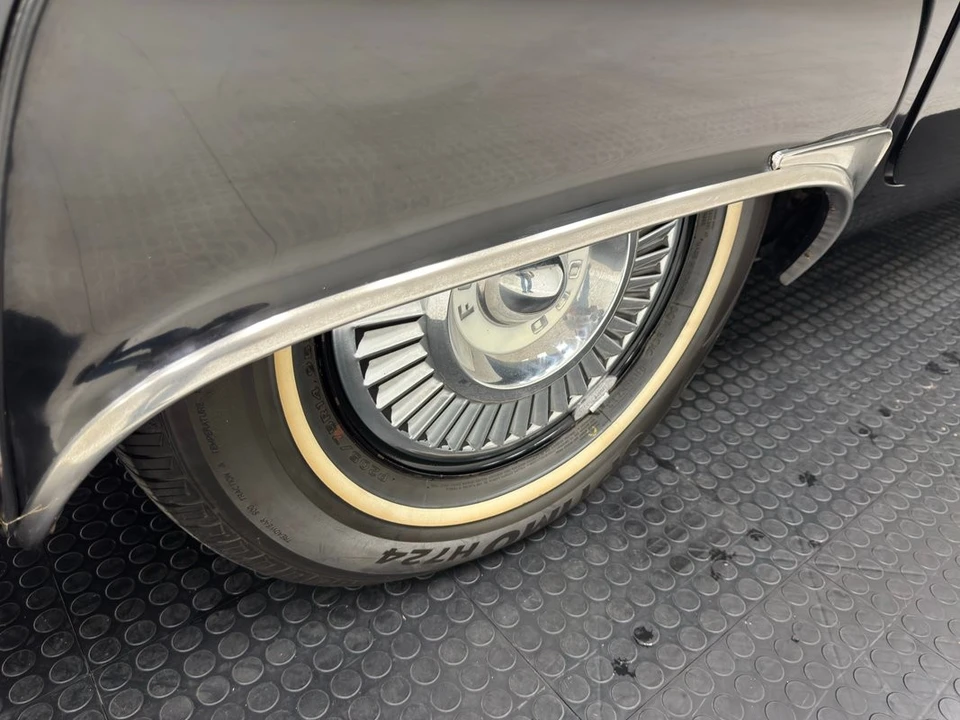 1957 Ford Thunderbird 1st Gen - Image 31 of 31