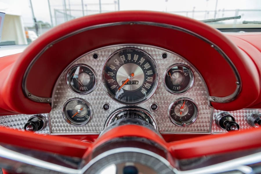1957 Ford Thunderbird 1st Gen - Image 25 of 31
