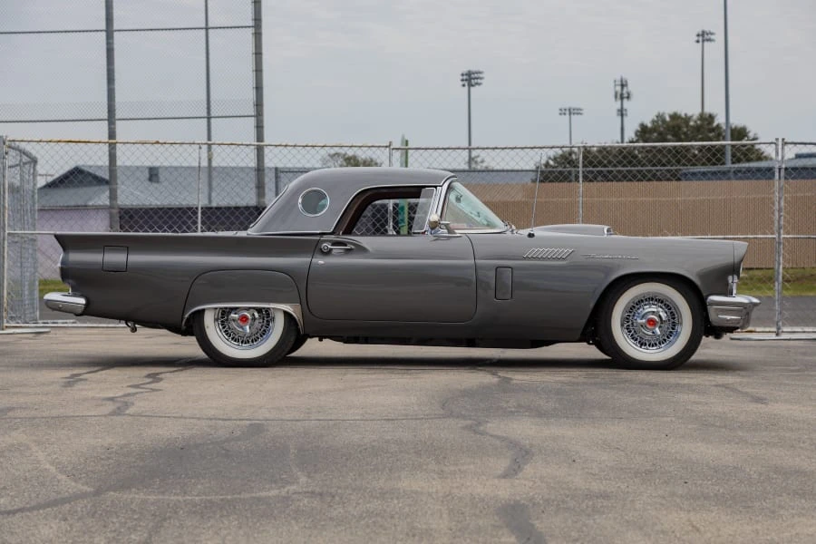 1957 Ford Thunderbird 1st Gen - Image 2 of 31