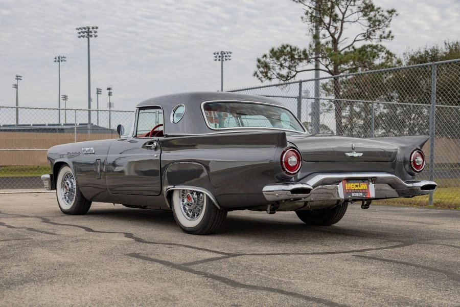 1957 Ford Thunderbird 1st Gen - Image 16 of 31