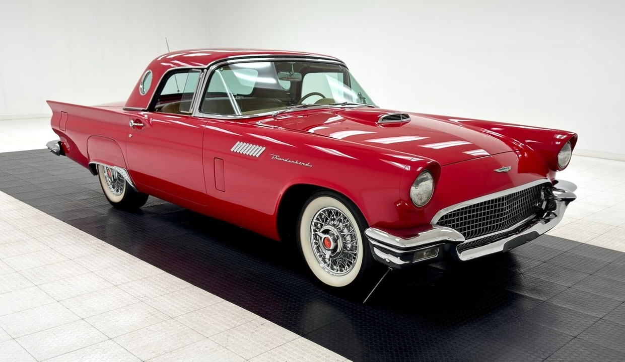 1957 Ford Thunderbird 1st Gen - Image 10 of 12