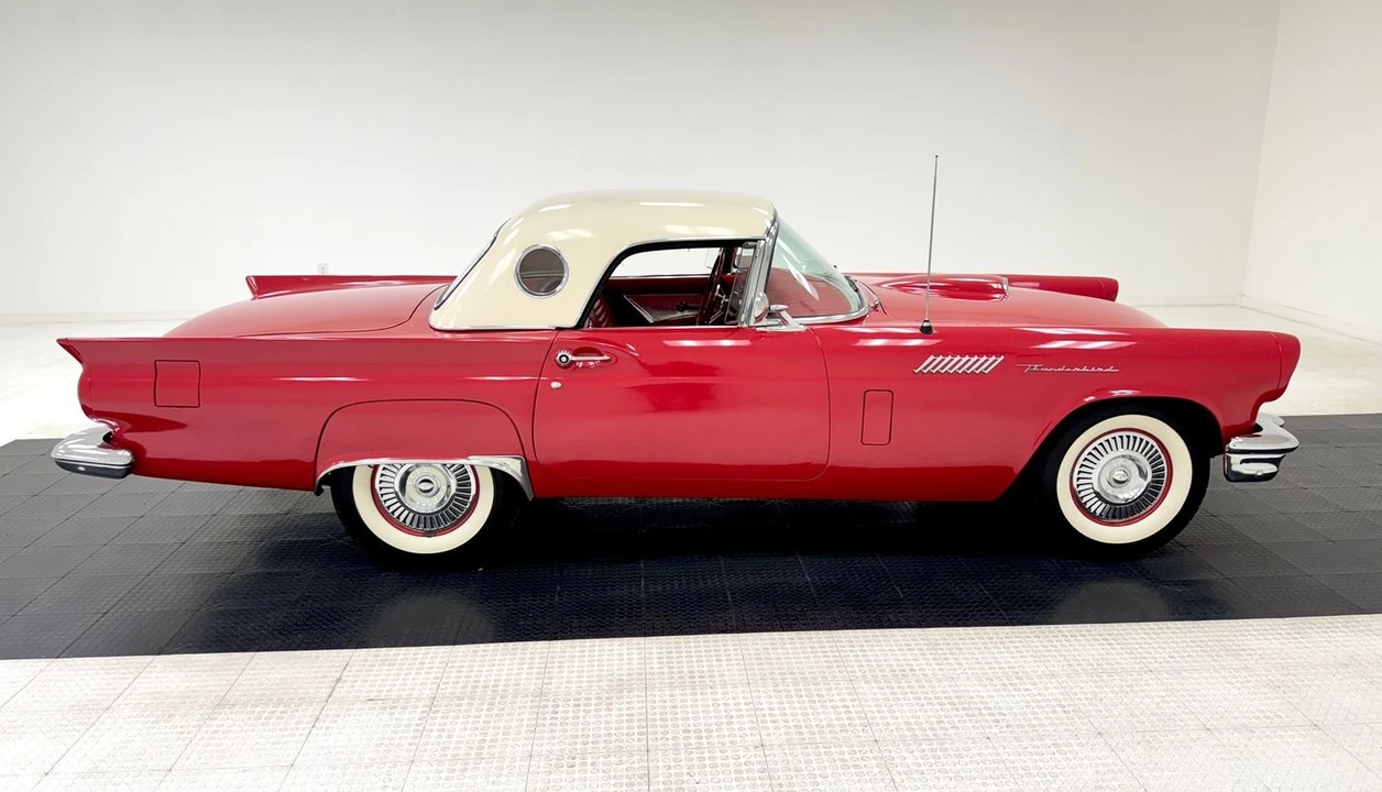 1957 Ford Thunderbird 1st Gen - Image 12 of 31