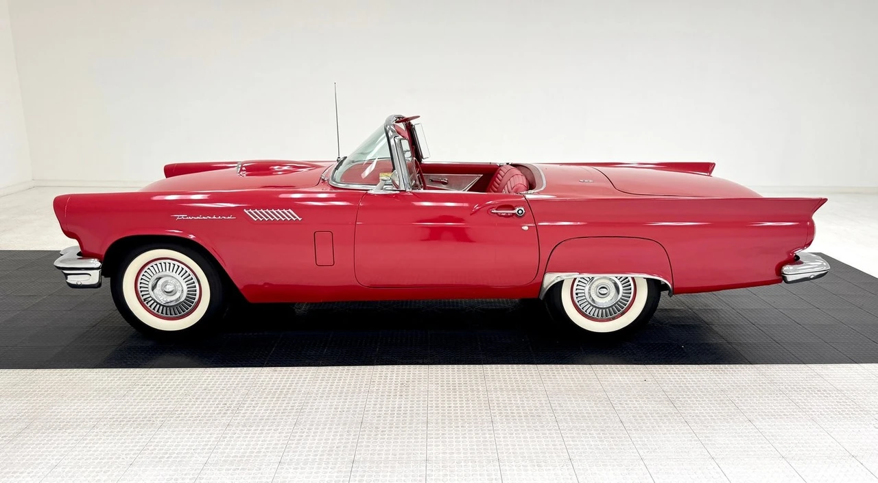 1957 Ford Thunderbird 1st Gen - Image 6 of 31