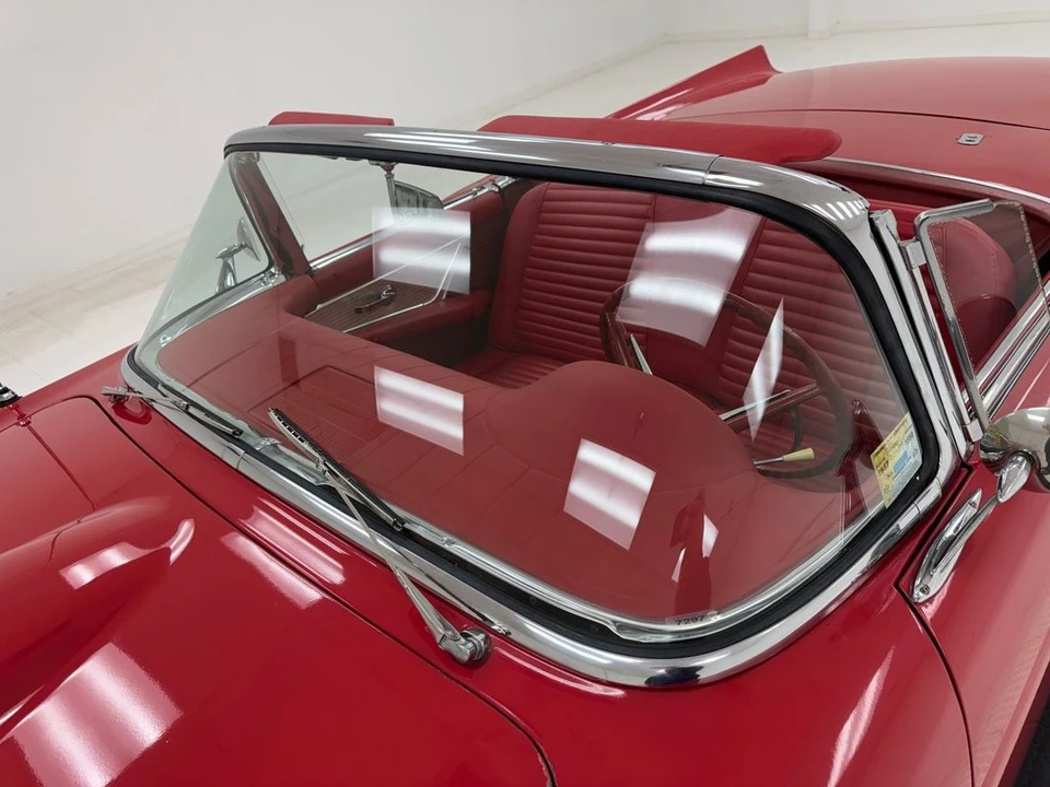 1957 Ford Thunderbird 1st Gen - Image 21 of 31