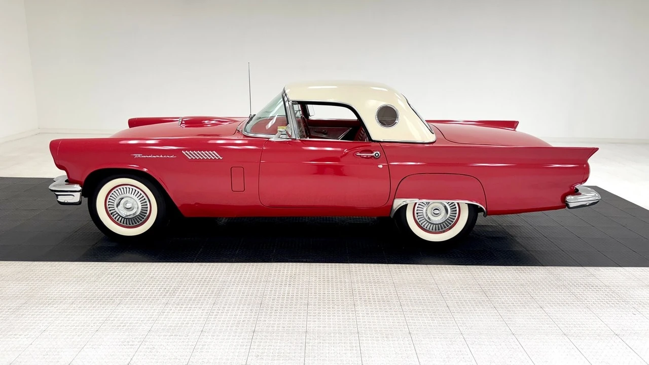 1957 Ford Thunderbird 1st Gen - Image 4 of 31