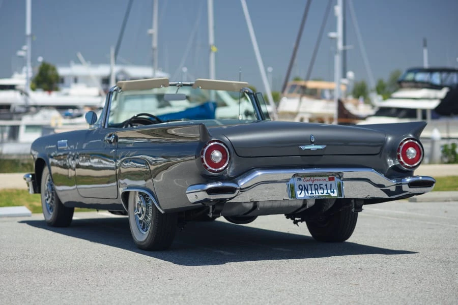 1957 Ford Thunderbird 1st Gen - Image 23 of 31