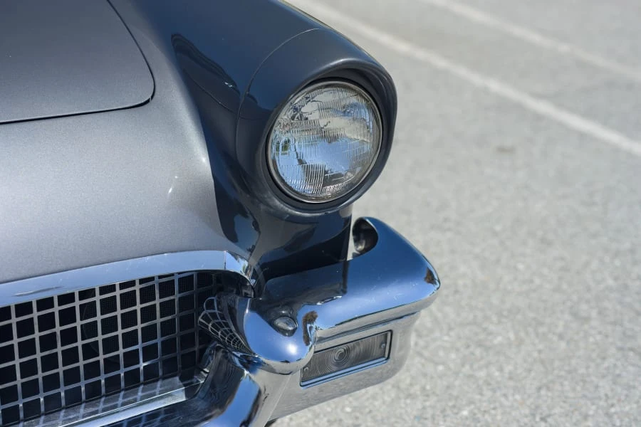 1957 Ford Thunderbird 1st Gen - Image 22 of 31