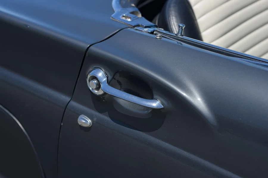 1957 Ford Thunderbird 1st Gen - Image 24 of 31