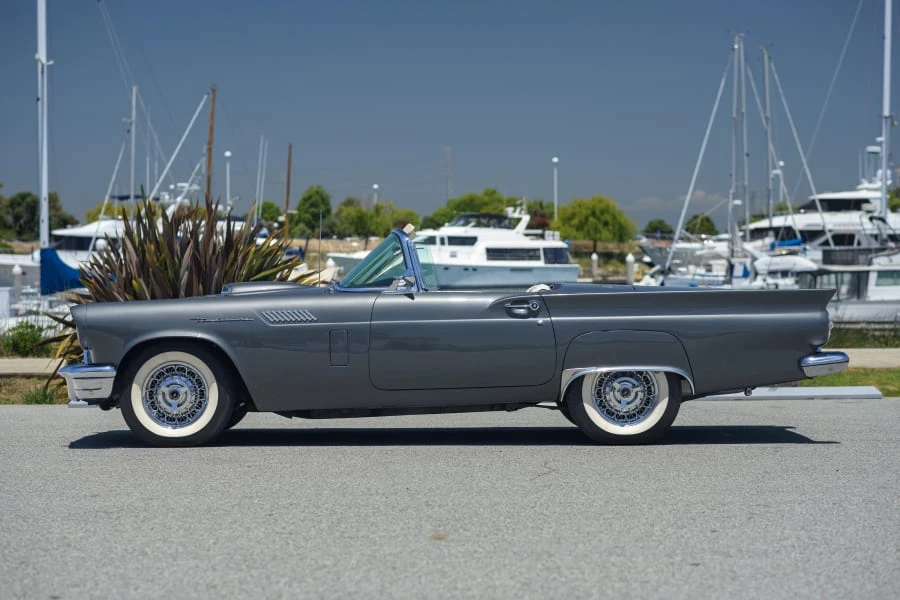 1957 Ford Thunderbird 1st Gen - Image 9 of 31