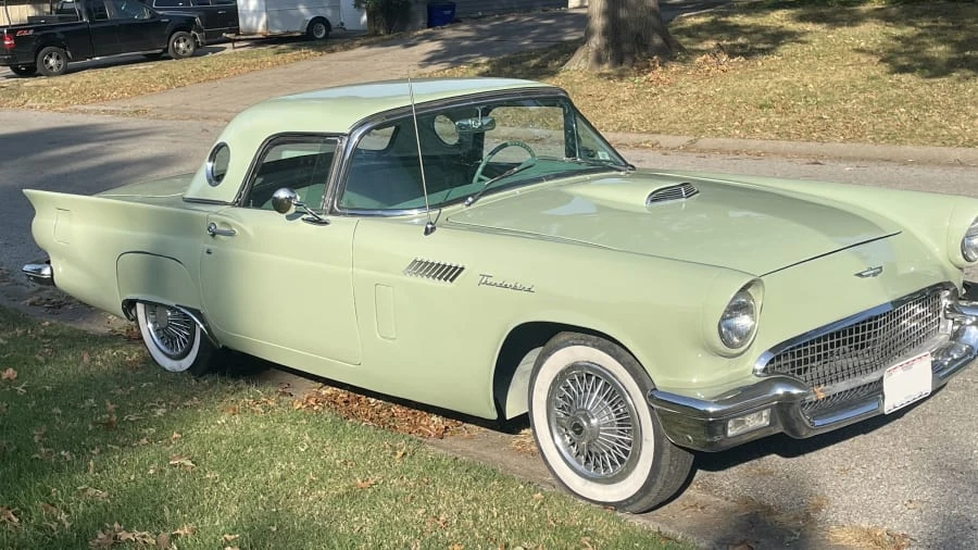 1957 Ford Thunderbird 1st Gen - Image 4 of 8