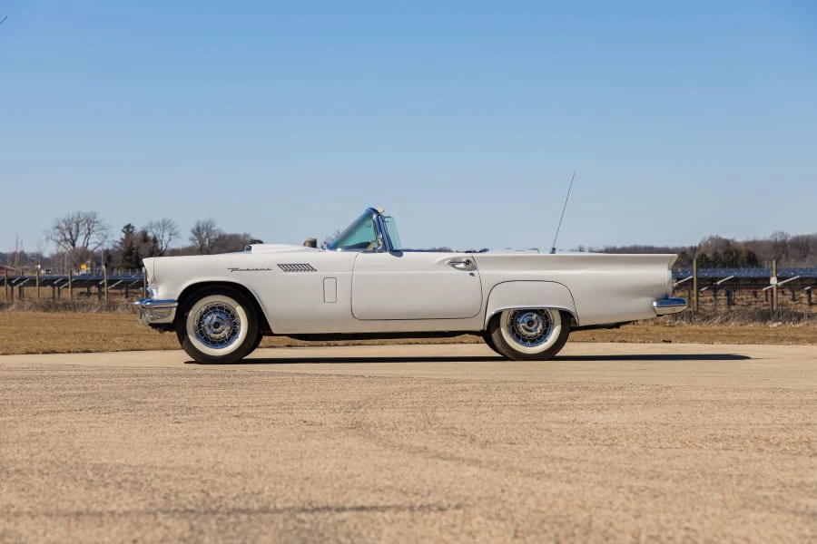 1957 Ford Thunderbird 1st Gen - Image 2 of 31