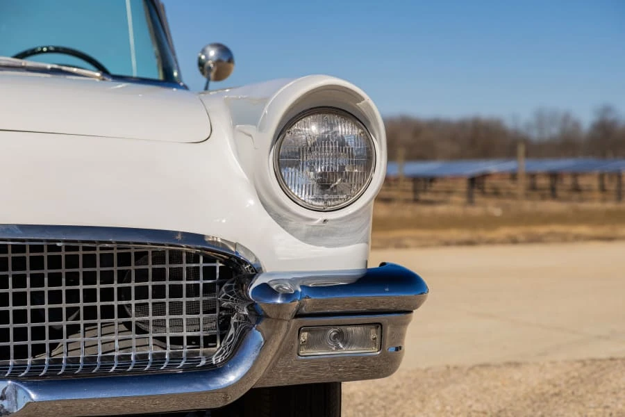 1957 Ford Thunderbird 1st Gen - Image 16 of 31