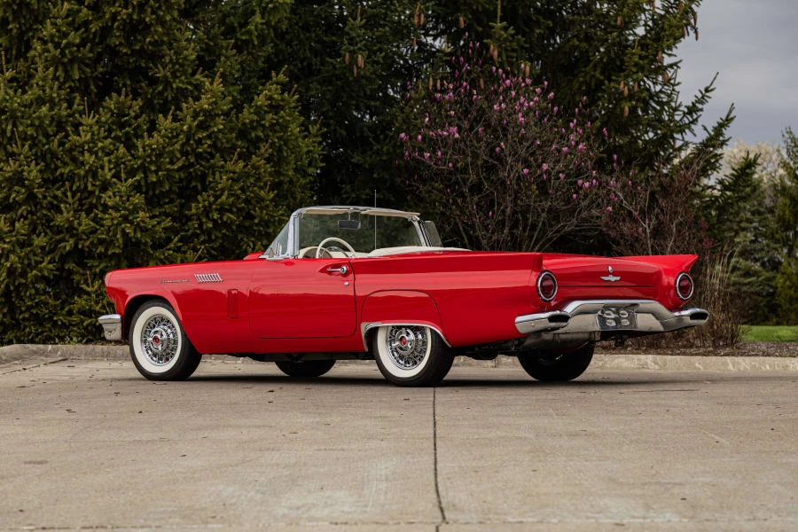 1957 Ford Thunderbird 1st Gen - Image 21 of 31