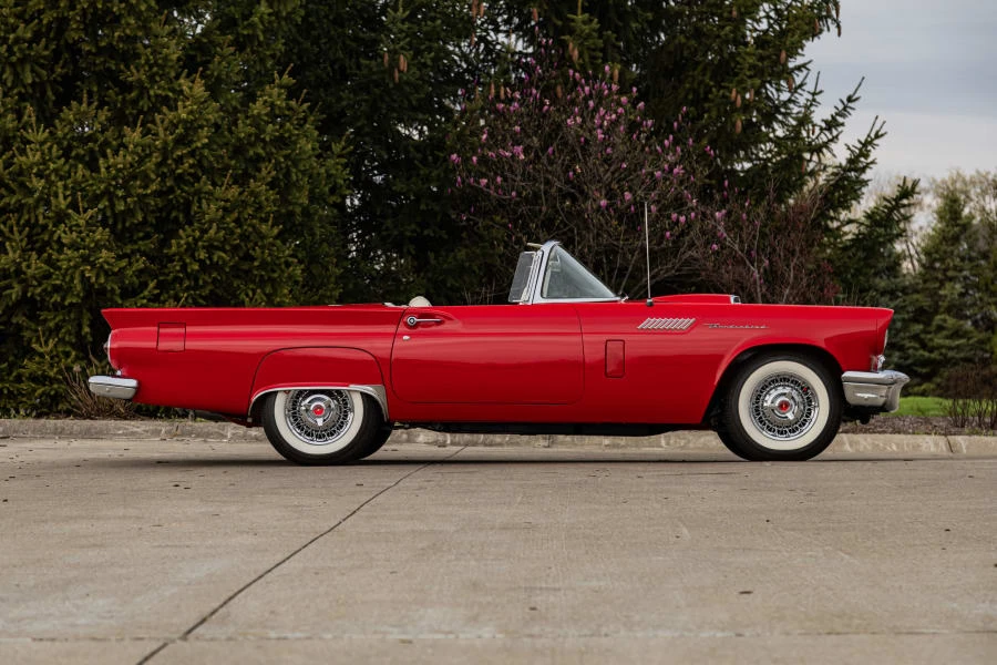 1957 Ford Thunderbird 1st Gen - Image 22 of 31