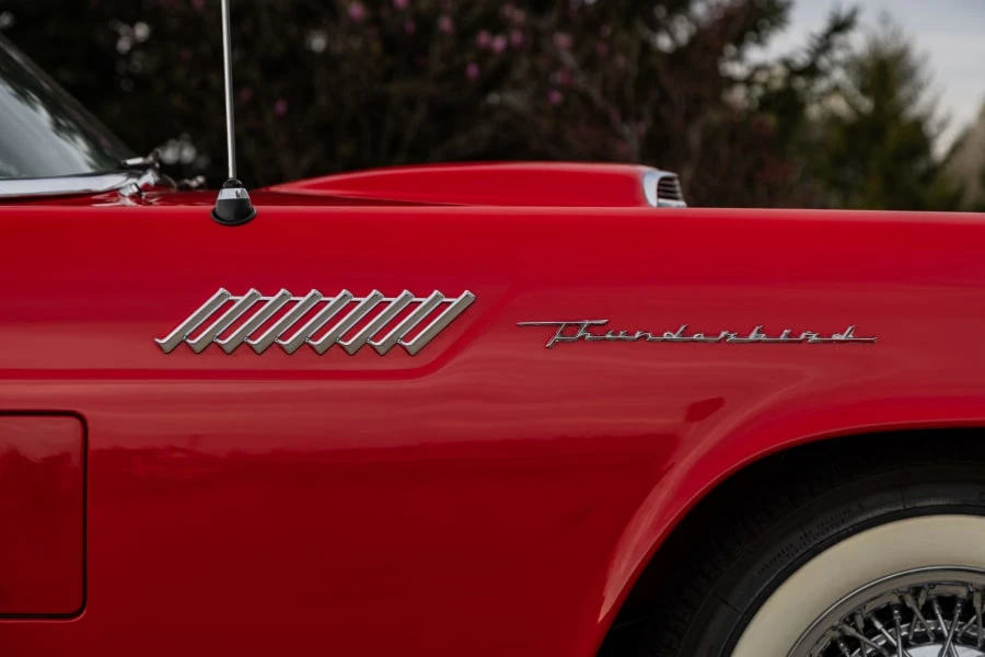 1957 Ford Thunderbird 1st Gen - Image 19 of 31