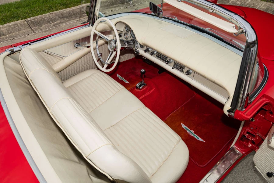 1957 Ford Thunderbird 1st Gen - Image 23 of 31