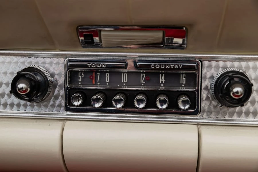 1957 Ford Thunderbird 1st Gen - Image 24 of 31
