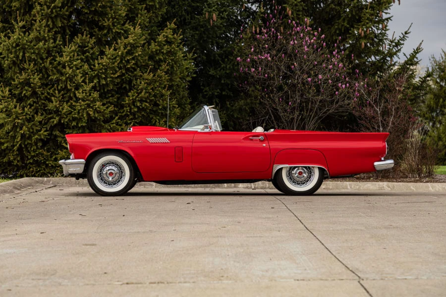 1957 Ford Thunderbird 1st Gen - Image 2 of 31