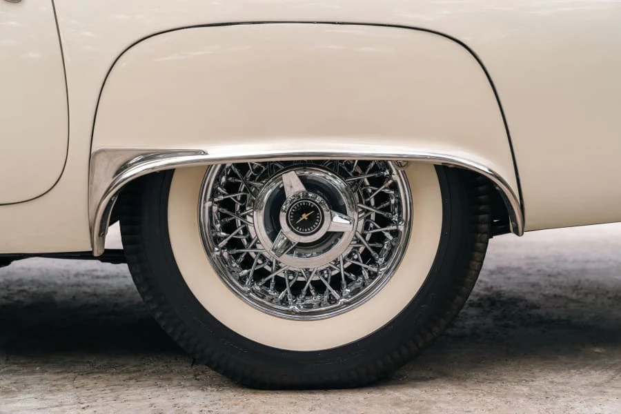 1957 Ford Thunderbird 1st Gen - Image 22 of 31