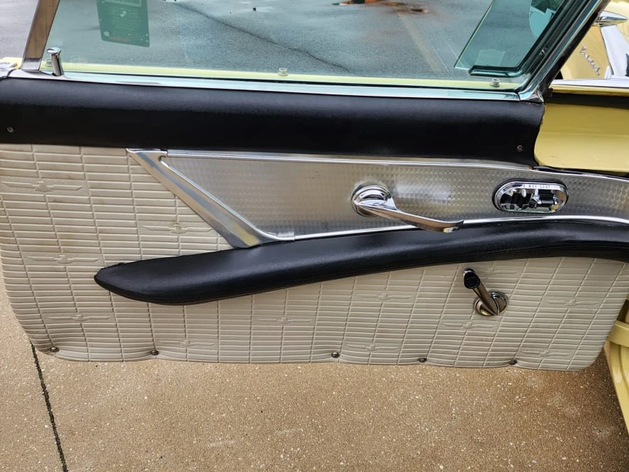 1957 Ford Thunderbird 1st Gen - Image 11 of 21