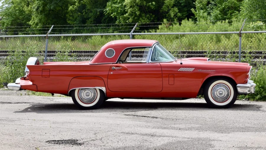 1957 Ford Thunderbird 1st Gen - Image 9 of 21