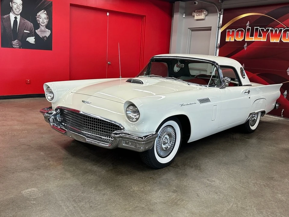 1957 Ford Thunderbird 1st Gen - Image 3 of 31