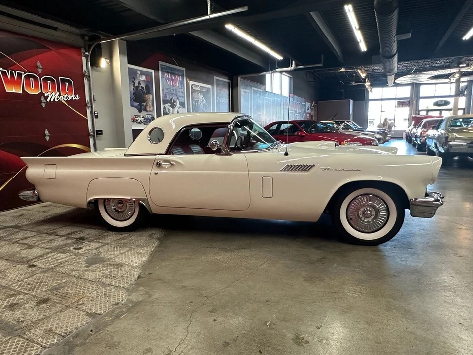 1957 Ford Thunderbird 1st Gen - Image 10 of 31