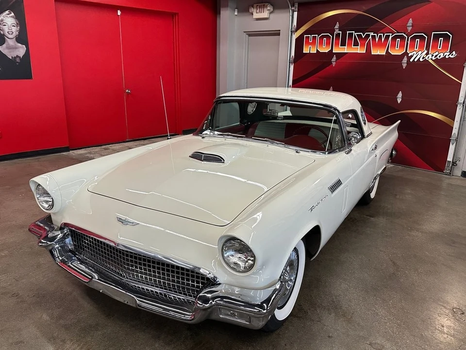 1957 Ford Thunderbird 1st Gen - Image 31 of 31