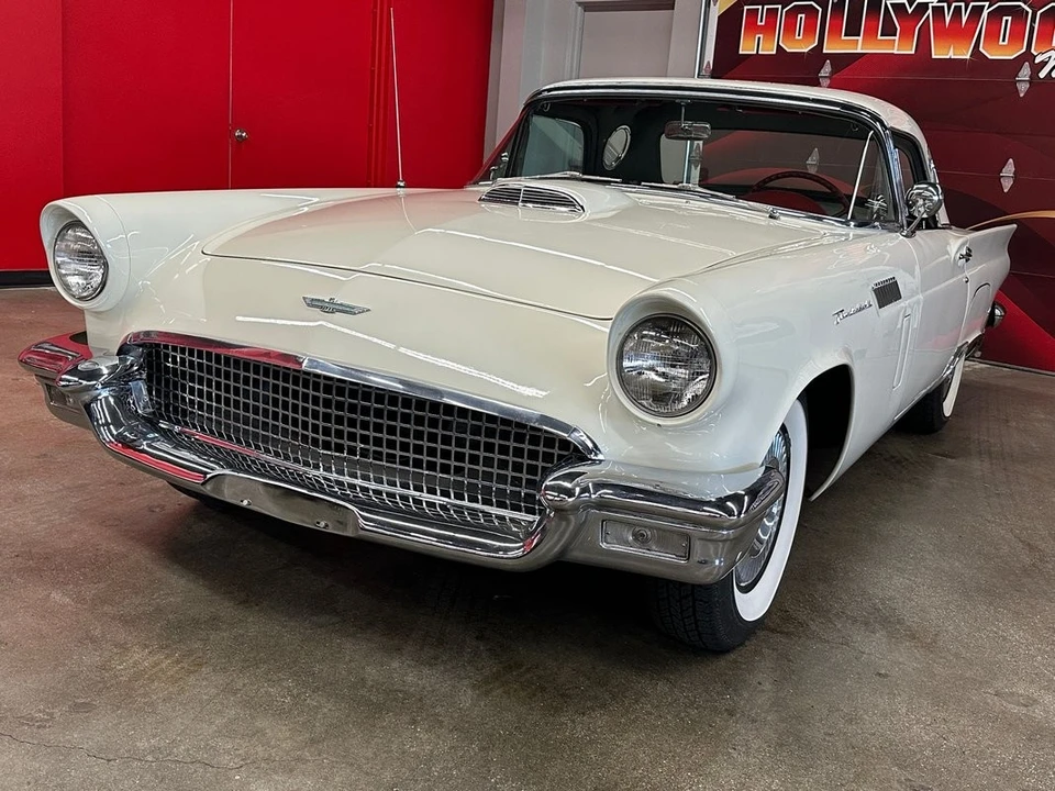 1957 Ford Thunderbird 1st Gen - Image 4 of 31